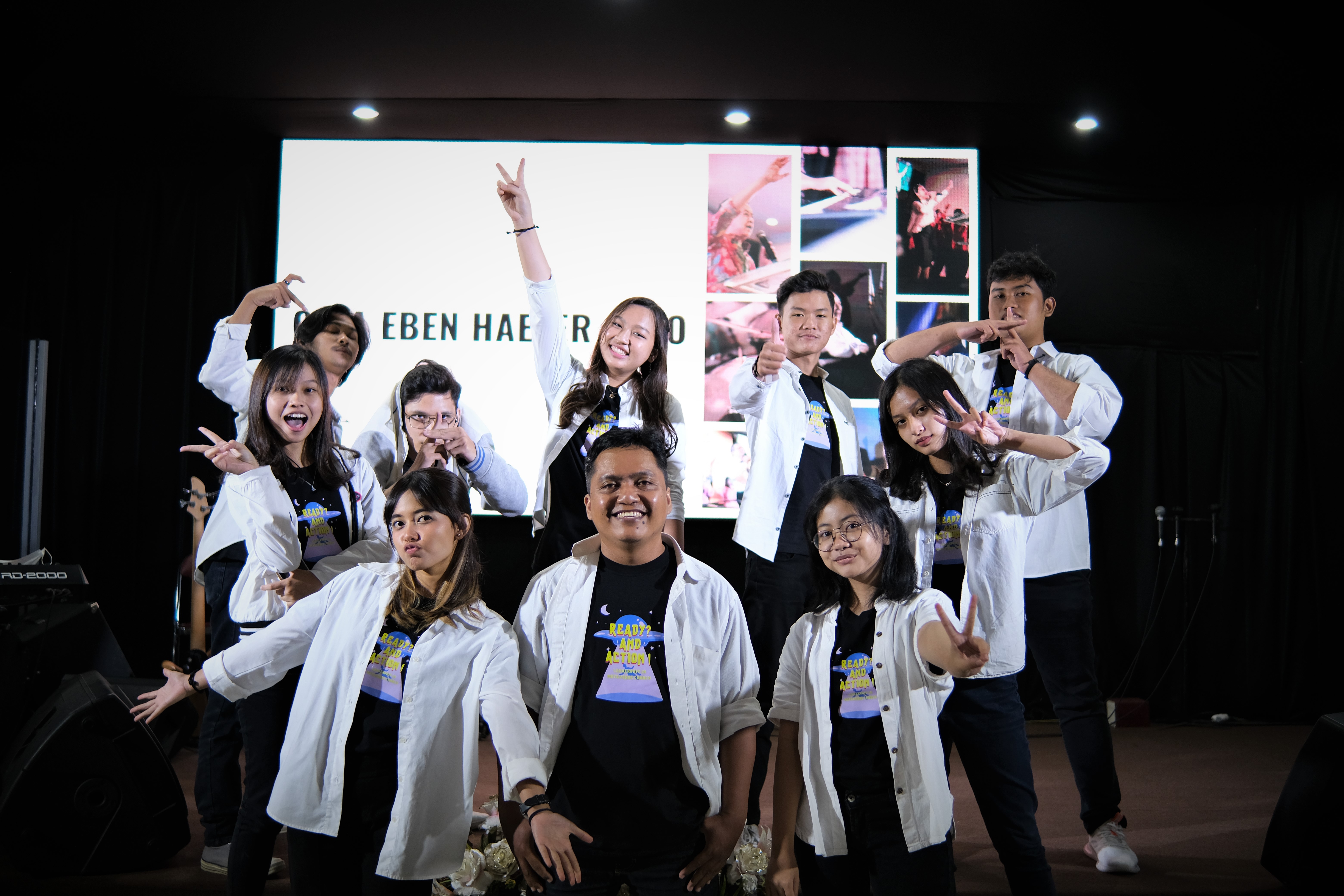 Team Praise and Worship GYM Eben Haezer di Ibadah Gabungan BPD JATENG